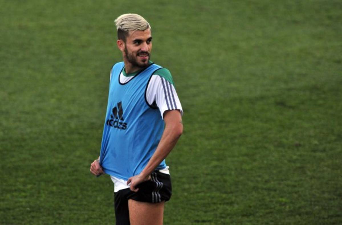 RUMORES Y FICHAJES: ¡Bryan Acosta a Europa; Özil define su futuro y James con inédito número!