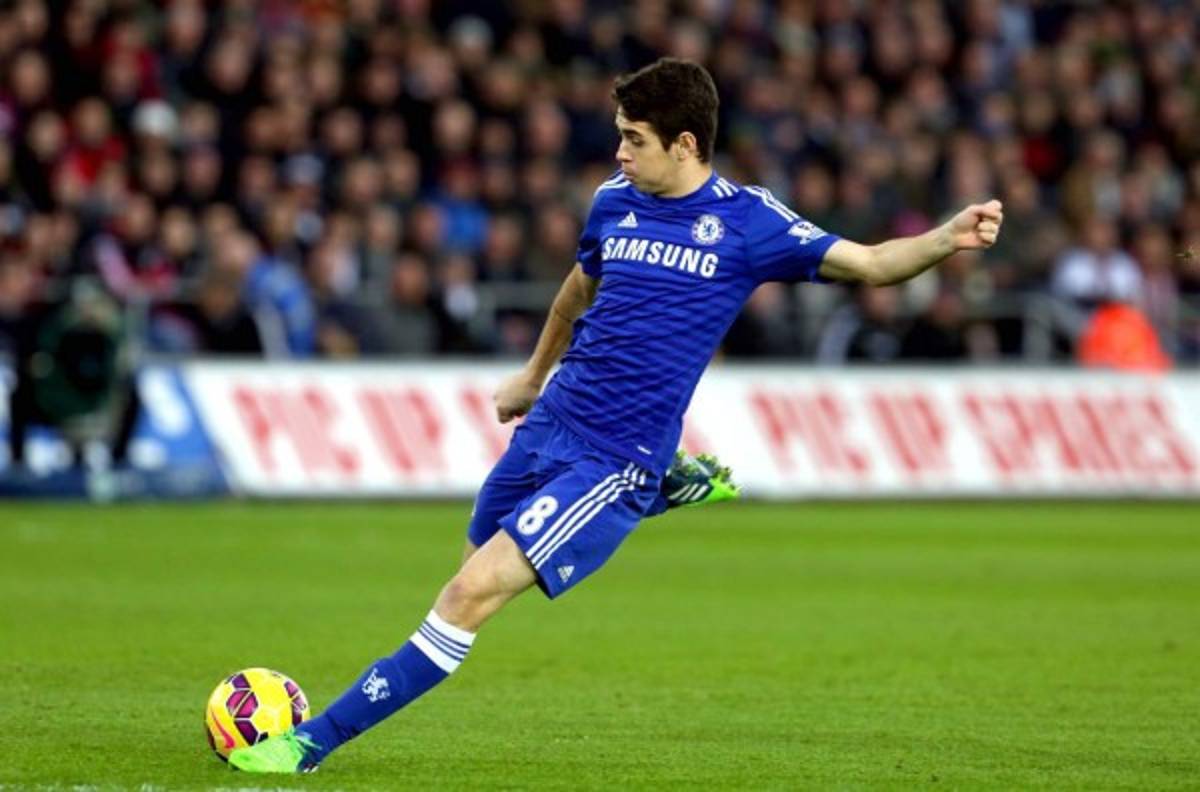 Los 11 futbolistas que heredaron un número con mucho peso histórico