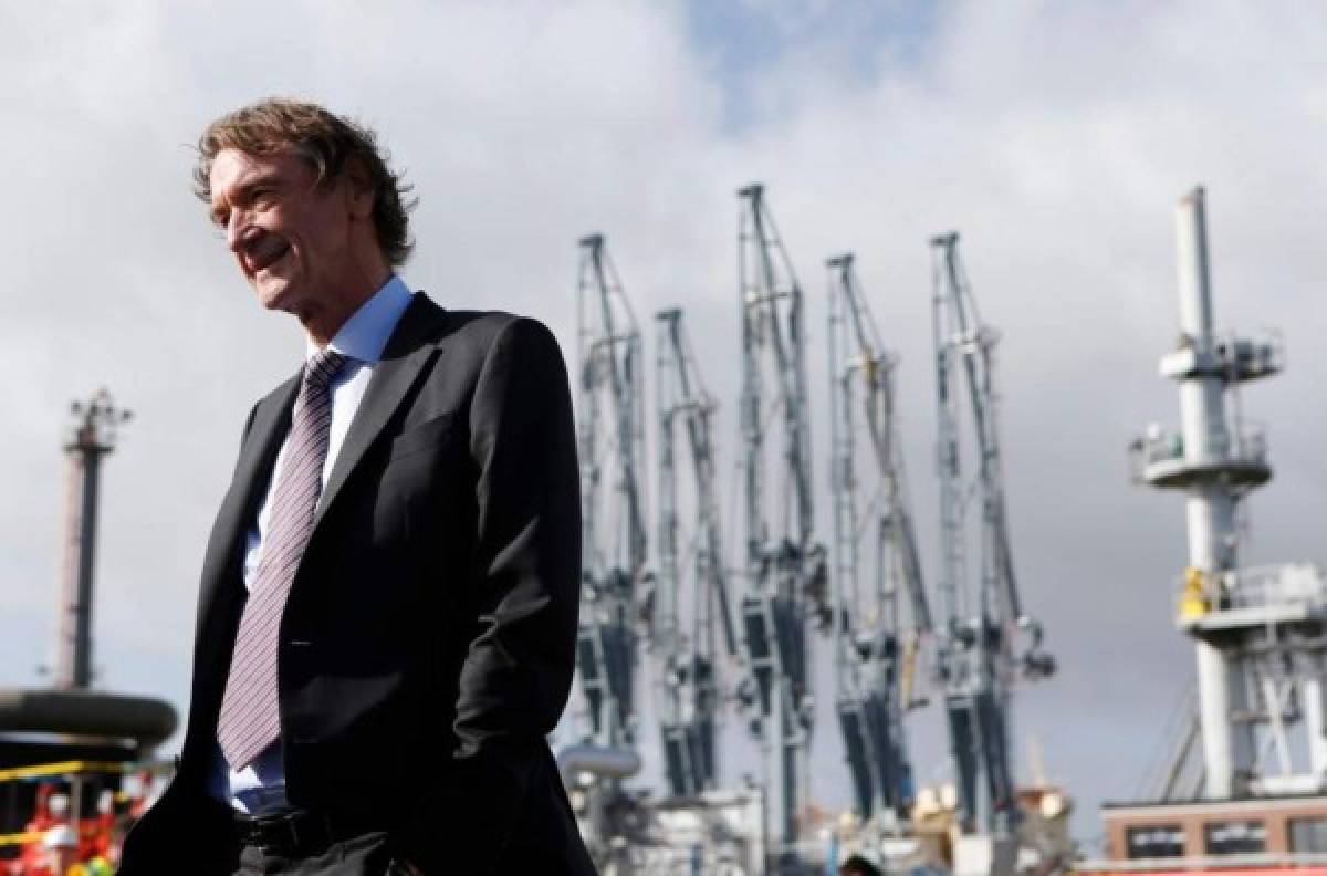 Negocios, yates y autos: La lujosa vida de Jim Ratcliffe, el multimillonario que quiere comprar al Chelsea