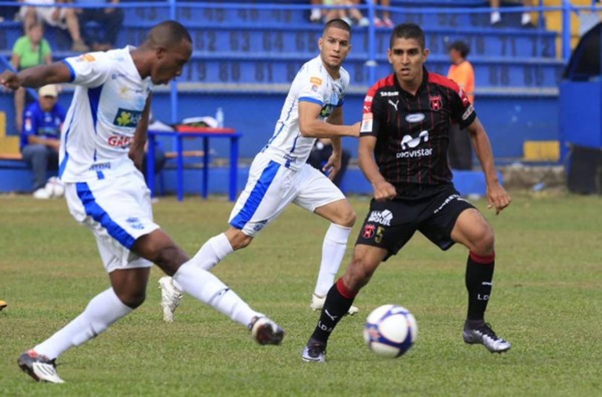 Fichajes y rumores del fútbol de Costa Rica