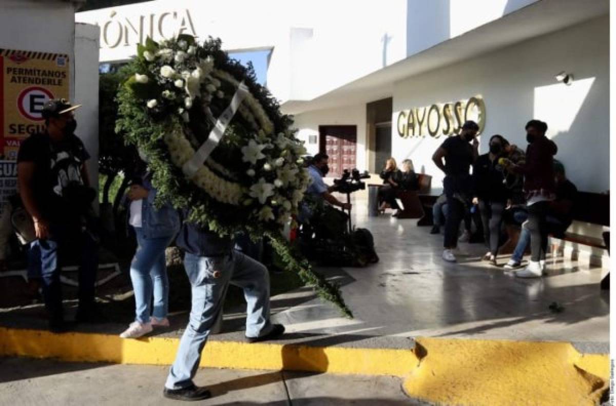 Filtraron las imágenes del funeral de Octavio Ocaña: así fue el último adiós de 'Benito' y lo que reveló su padre