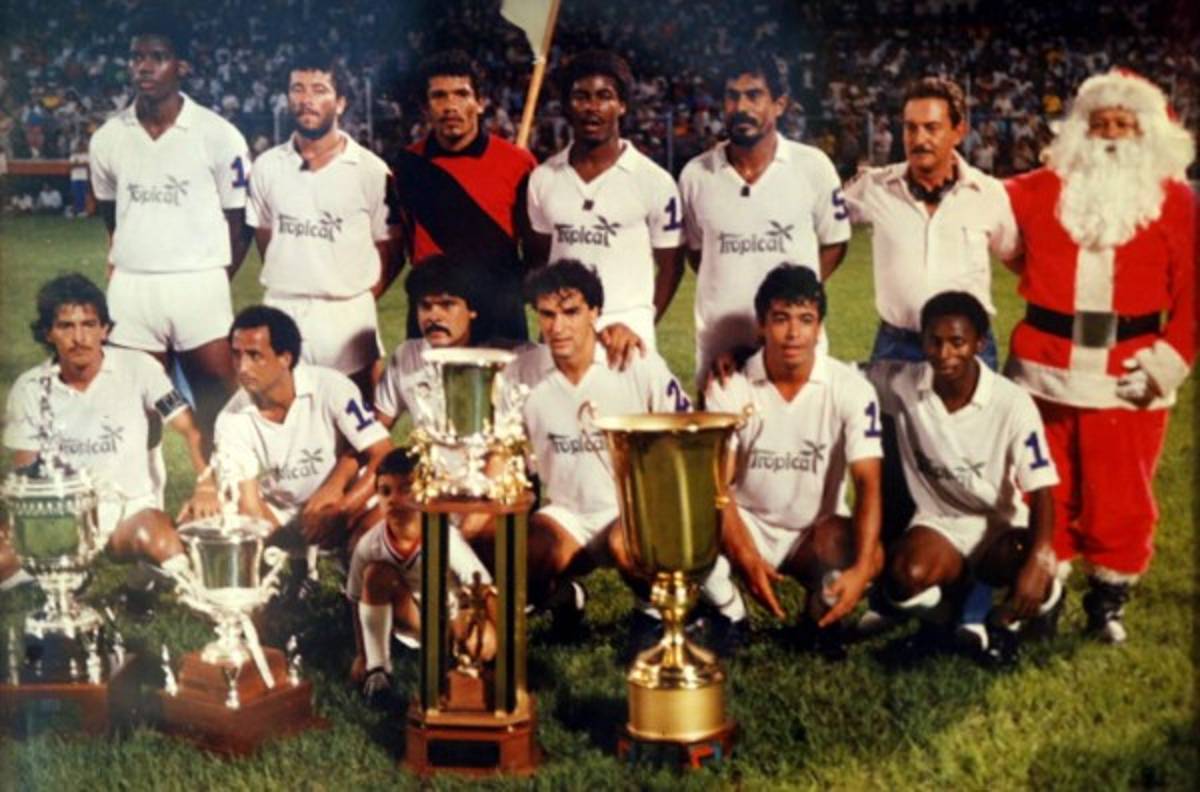 ¡EL REY DE COPAS! Las imágenes históricas del Olimpia, que hoy celebra 105 años