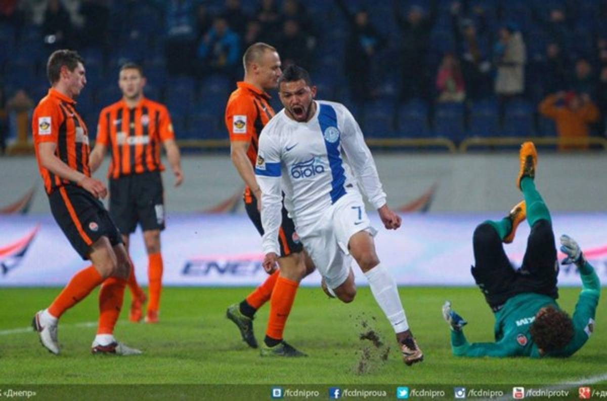 John Jairo Ruiz continúa su racha goleadora en Ucrania