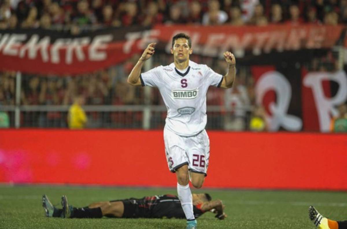 El 11 ideal de los equipos que buscan un pase a la final en Costa Rica