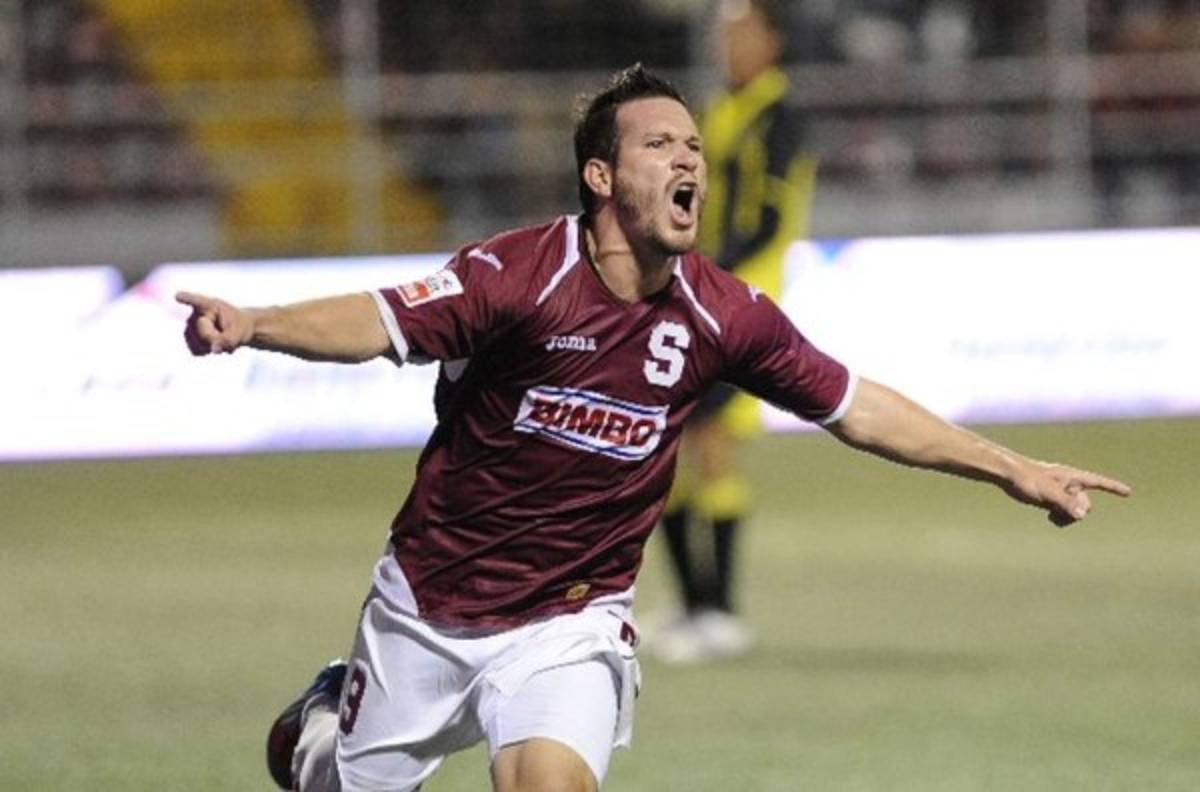 RUMORES Y FICHAJES: Costa Rica sacude el mercado de la región
