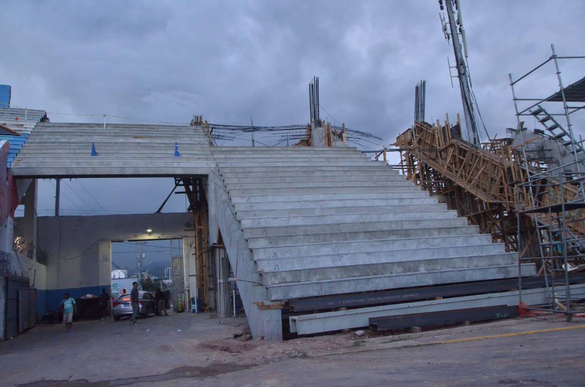 Fotos: Así luce el estadio Nacional Chelato Uclés con las primeras graderías instaladas ¿Cuándo estará listo?