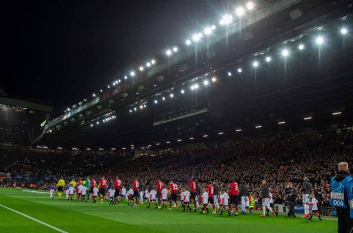 Efecto Cristiano: Así fue el enorme recibimiento del portugués en Old Trafford