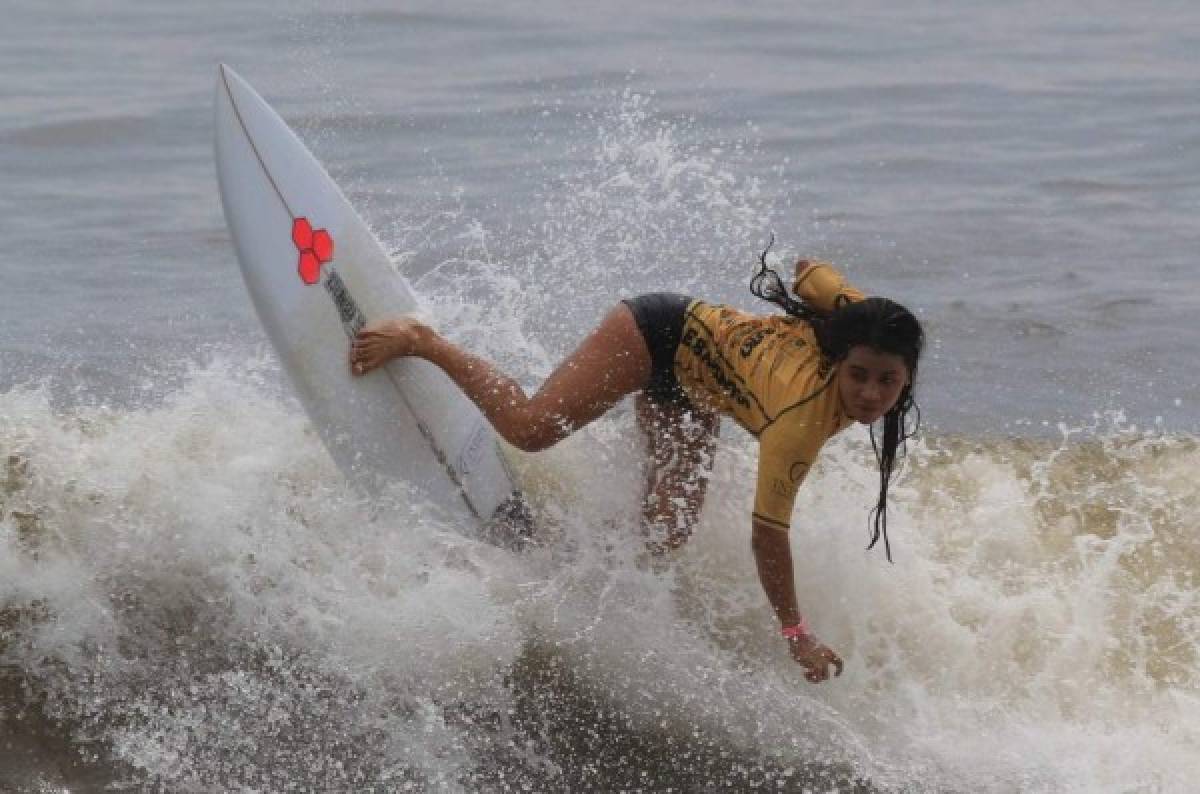 Conmoción en El Salvador: así era Katherine Díaz, la surfista que murió tras ser alcanzada por un rayo