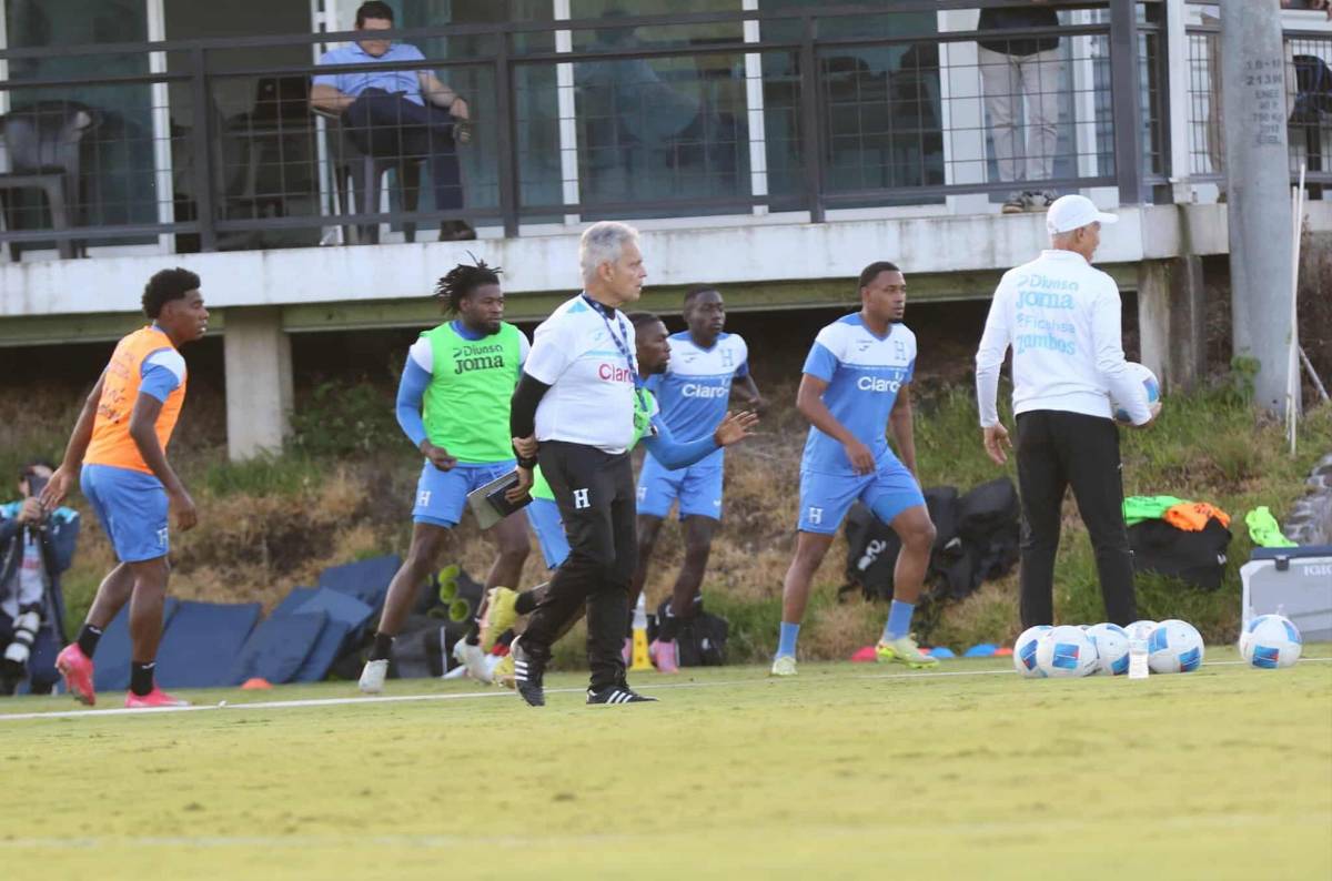 Llegó de sorpresa y otro futbolista se recuperó: Honduras sigue su preparación contra Nicaragua y Costa Rica