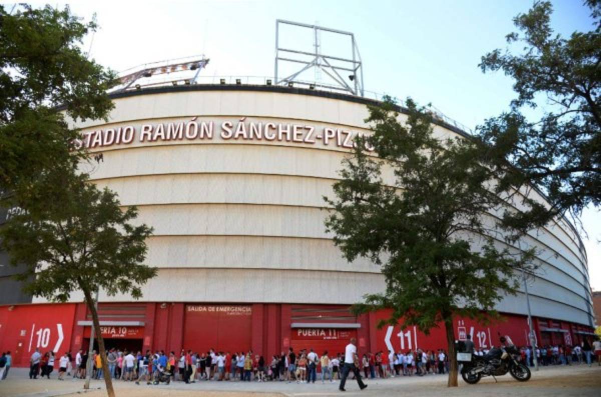 El último adiós: Llanto y dolor en el funeral de José Antonio 'La Perla' Reyes
