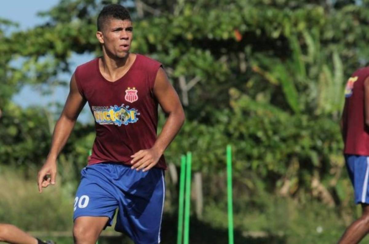 Fichajes en Honduras: ¡20 futbolistas que pueden aprovechar el mercado para regresar a Liga Nacional!