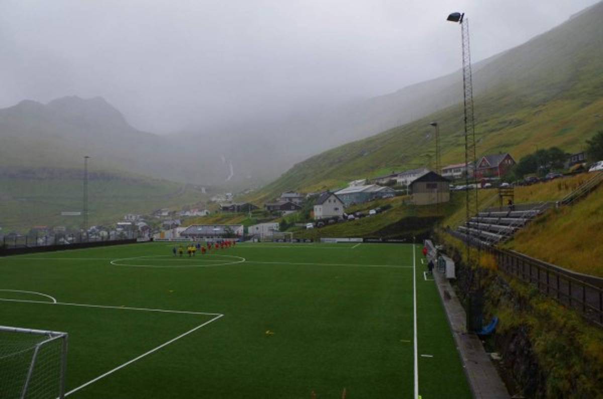 El Flotugerdi Stadium, la casa del fútbol en Islas Feroe donde se respira aire puro