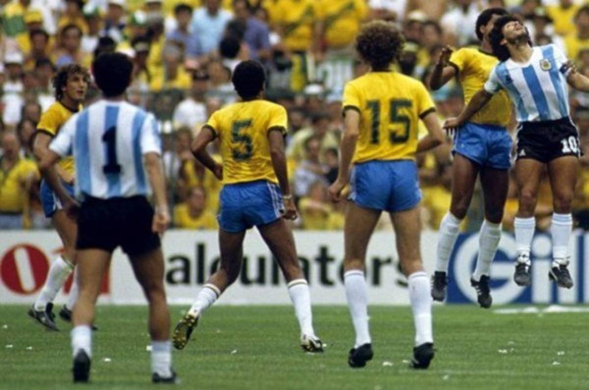 Las extrañas razones por las que grandes futbolistas han utilizado números poco usuales