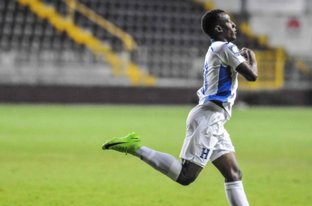 Las imágenes que la TV no mostró del Honduras-Panamá en Sub-20