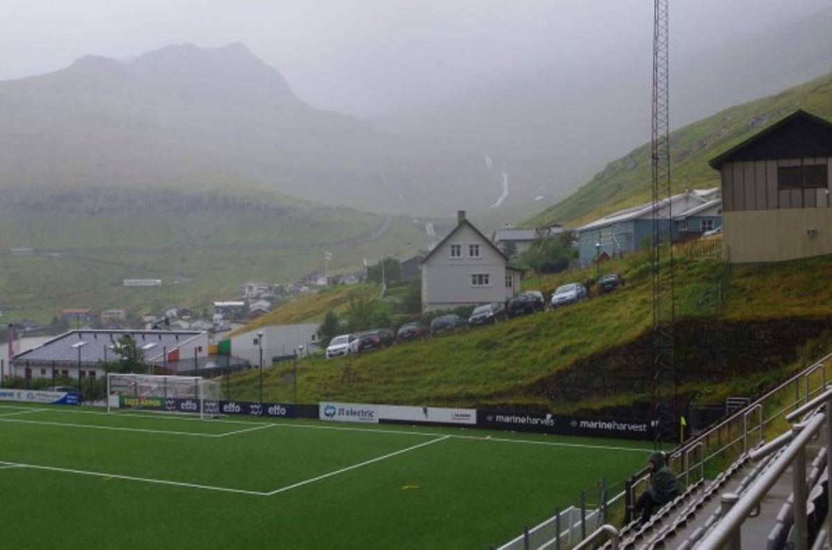 El Flotugerdi Stadium, la casa del fútbol en Islas Feroe donde se respira aire puro