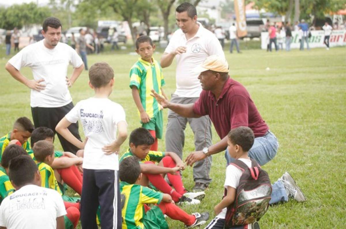 Las mejores imágenes de las semifinales en la Copa Gatorade 2015