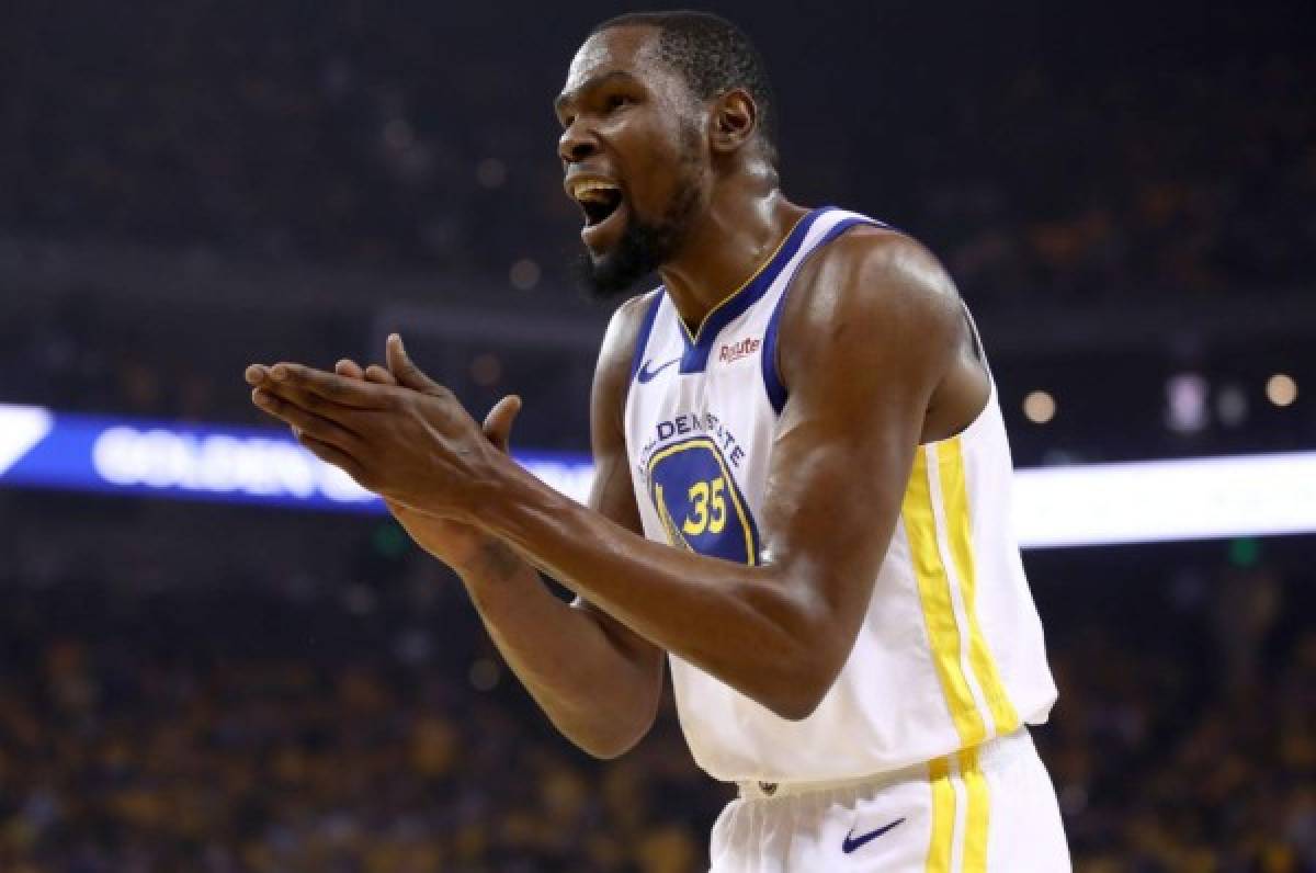 Kevin Durant seguirá de baja en el tercer y cuarto partidos de la serie de los Warriors