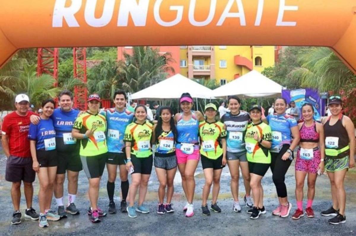 Carrera del Arrecife: El maratón 21k Roatán tiene a sus campeones y fue todo un éxito