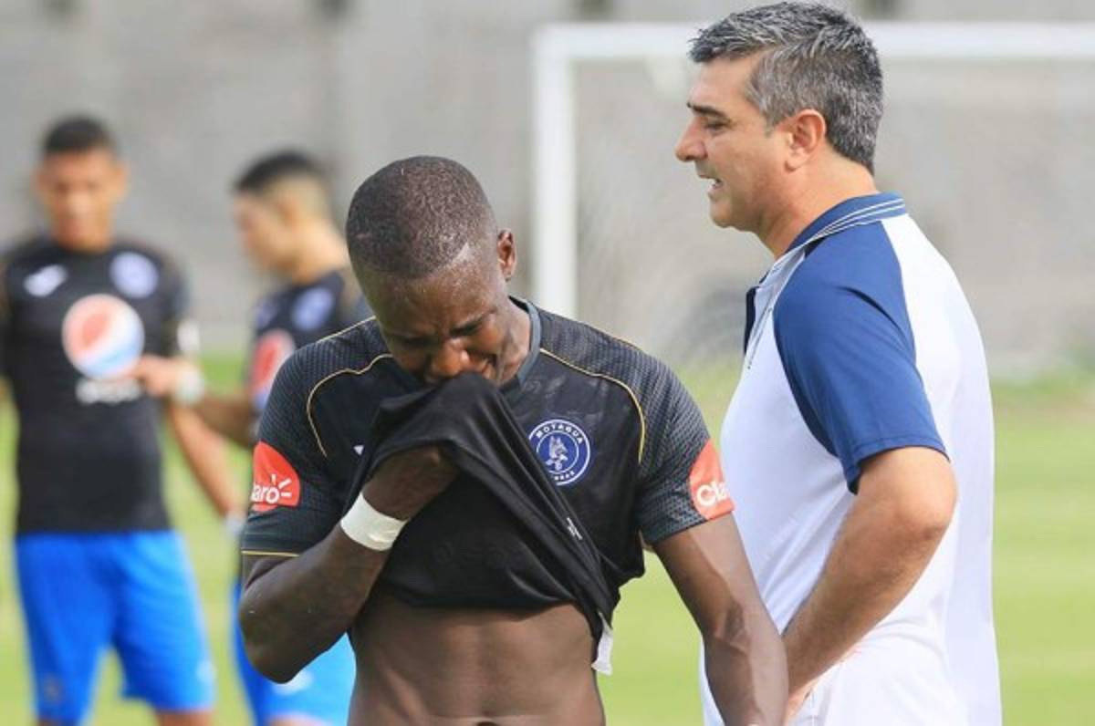 ¡Del llanto de tristeza a la felicidad! Rubilio Castillo cierra un semestre agridulce