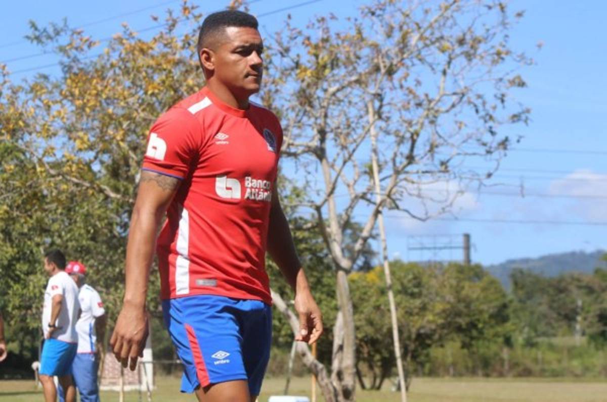 Rumores: Olimpia anuncia otro fichaje y Motagua sigue con las renovaciones