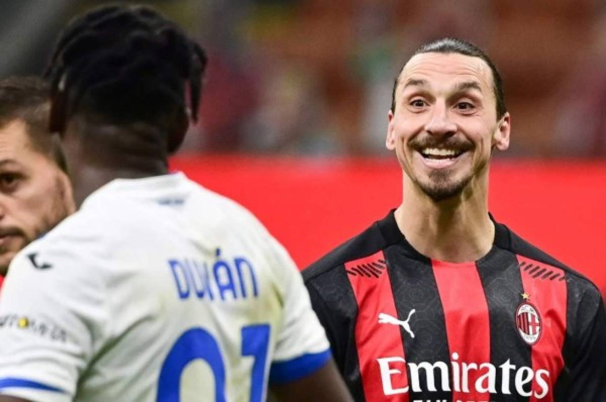 La fea provocación de Ibrahimovic a Duván Zapata luego de caer humillado con el Milan