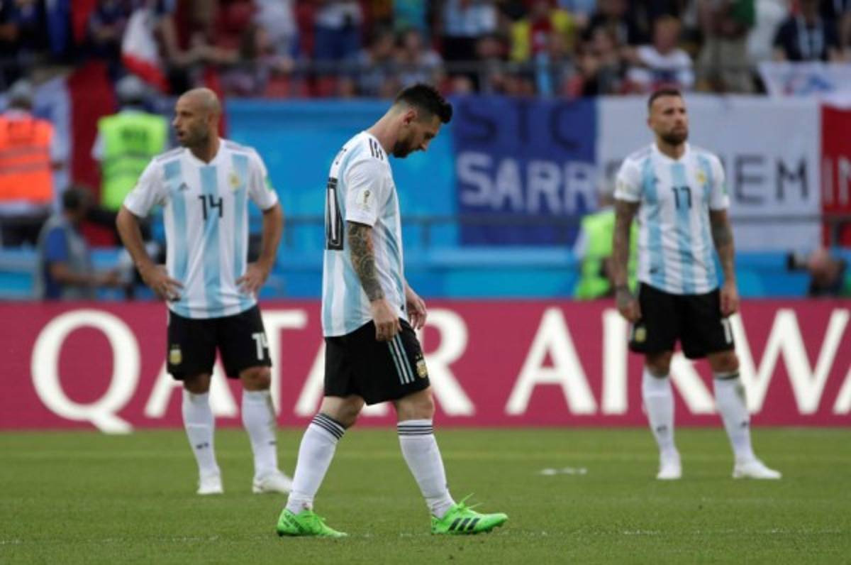 EN VIVO: Periodistas y famosos arremeten contra Argentina por eliminación de Rusia