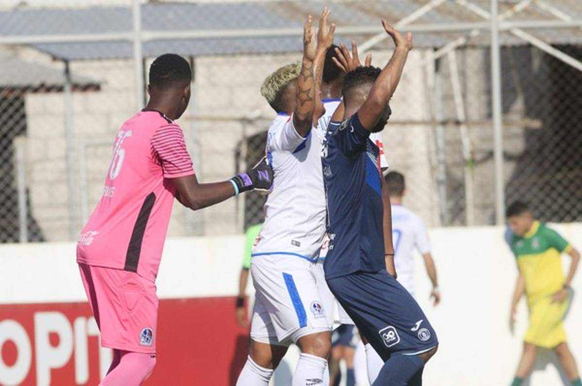 ¡Expertos en salud! El riesgo que corre un futbolista de contagiarse en un partido