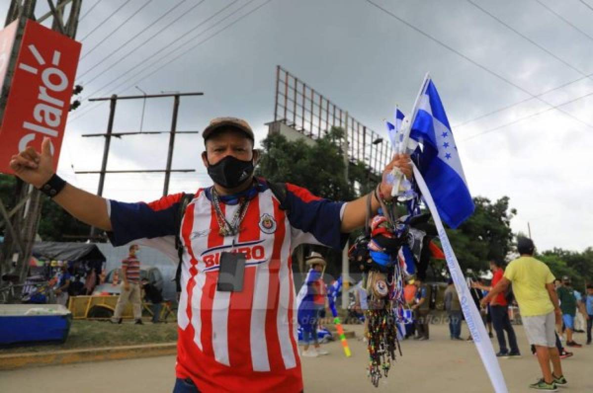 ¡Todo listo para ver a la H! La fiesta que se vive en el estadio Olímpico horas antes del Honduras- EUA