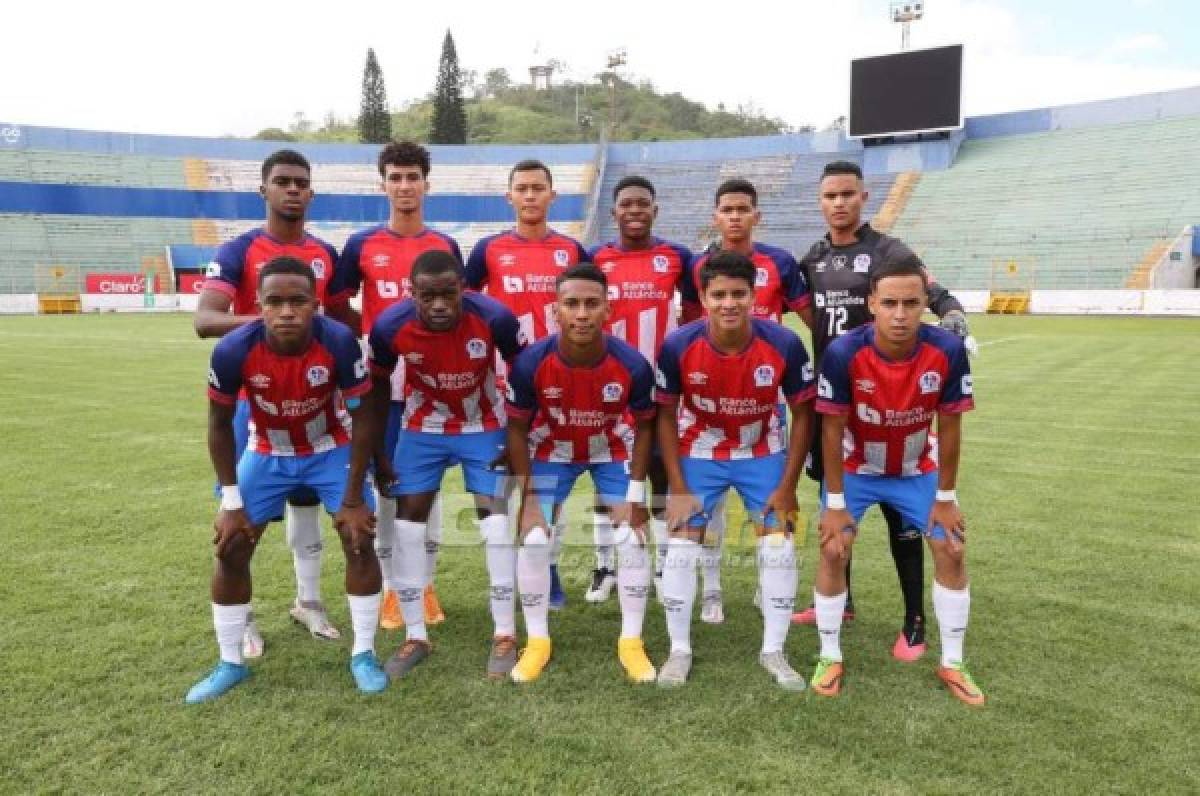 ¡Campeón nacional! Así festejó UPNFM su conquista del Torneo Sub-18 ante Olimpia y su estrella