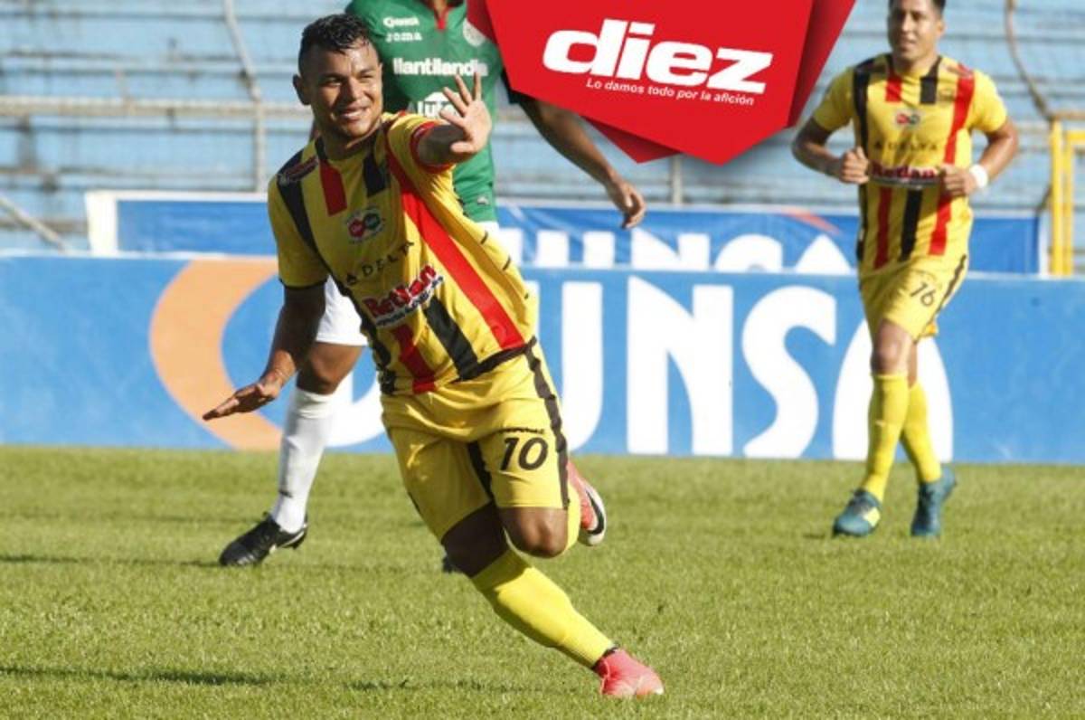 Mario Martínez ya está fichado por el Alajuelense, según La Nación