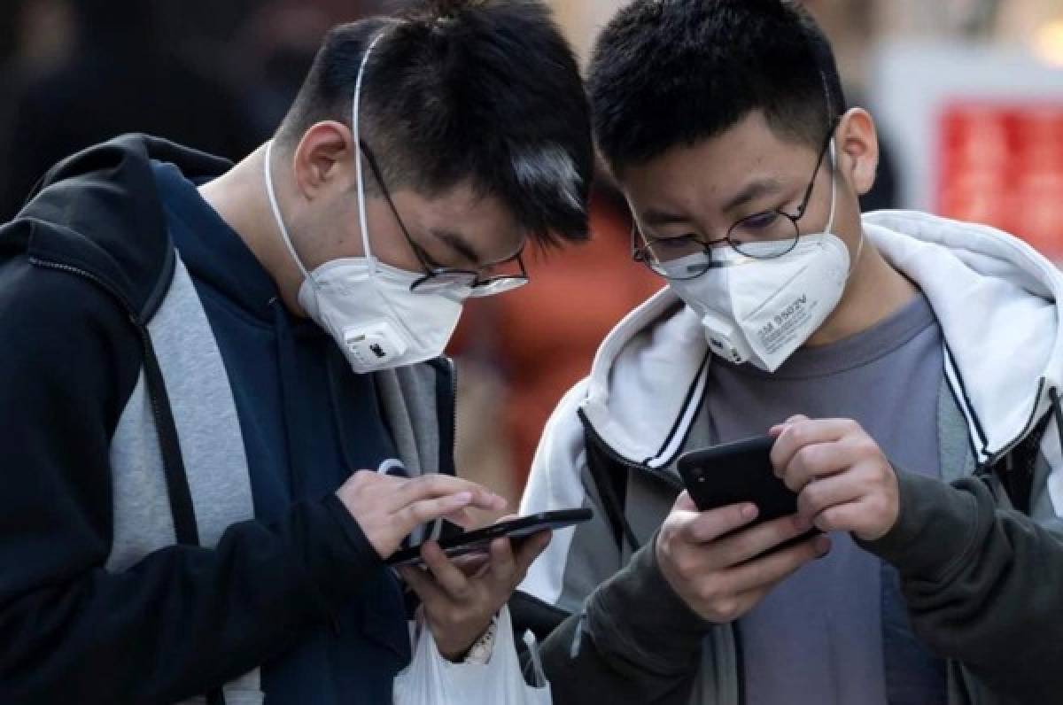 La pérdida de 20 millones de líneas de celular en China tras el coronavirus desata la polémica