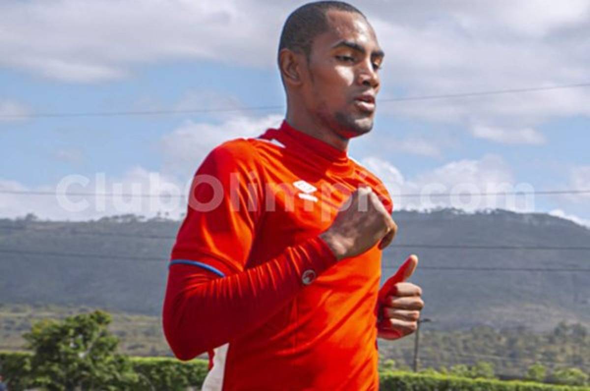 El delantero Jerry Bengtson se une a la pretemporada del Olimpia