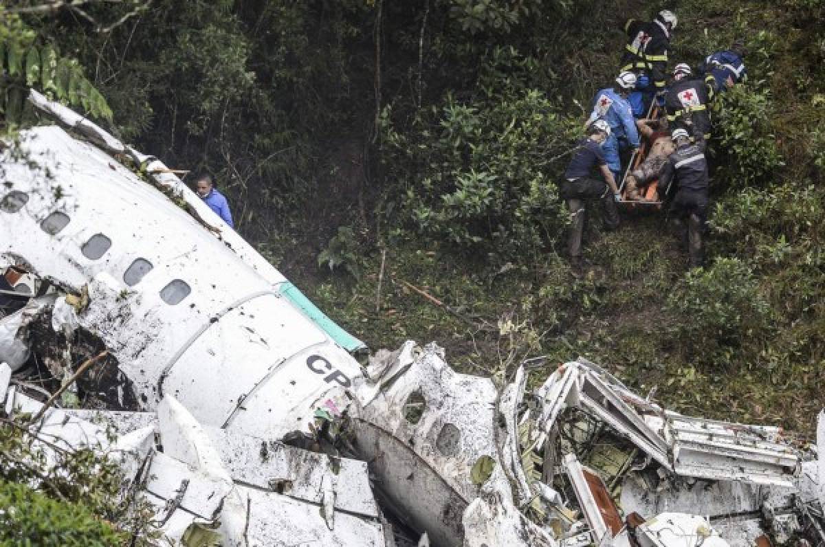 Confirman que avión estrellado donde viajaba el Chapecoense no tenía combustible