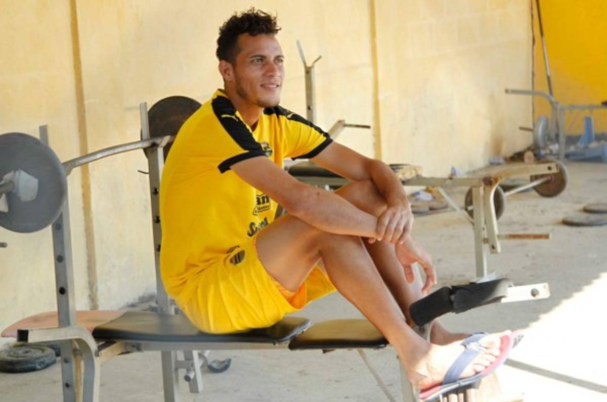 Ángel Tejeda es baja en Real España para el clásico con Motagua