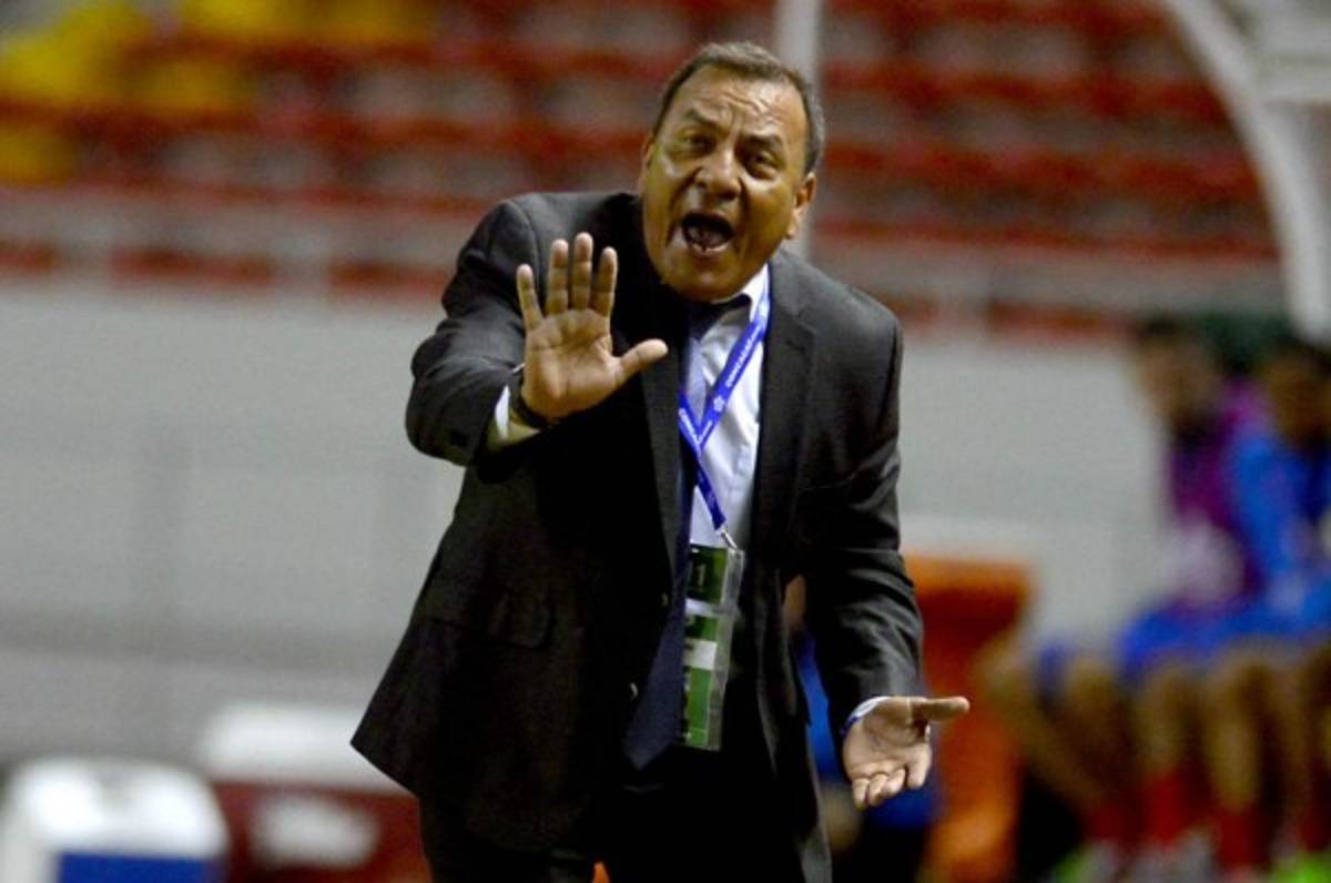 Carlos Tábora se une al club de técnicos hondureños mundialistas
