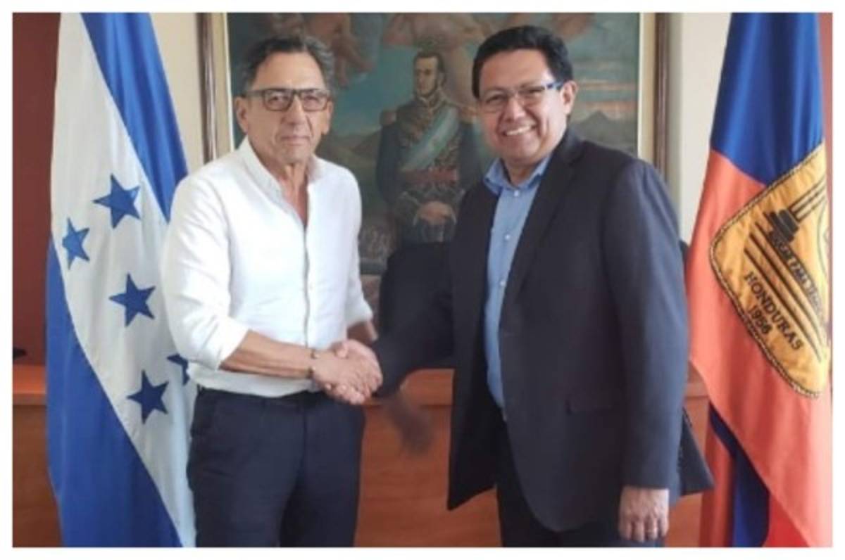 Salomón Nazar y Lobos de la UPNFM logran acuerdo por tres años