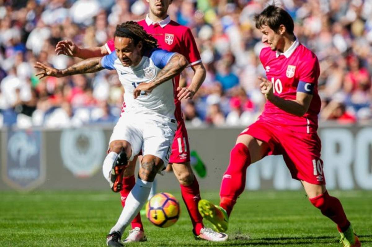 Jorge Luis Pinto espió a Estados Unidos que empató sin goles ante Serbia