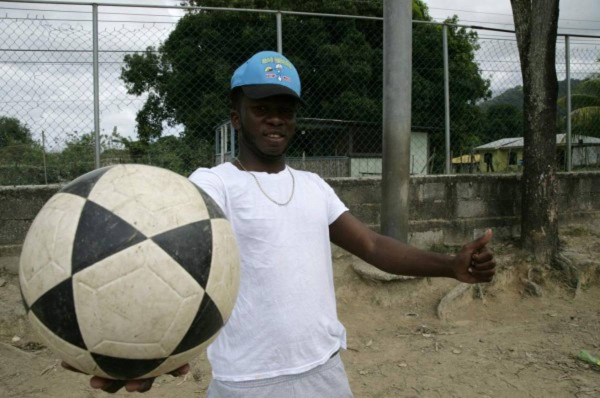 Joven talento hondureño de Corozal se va a Singapur