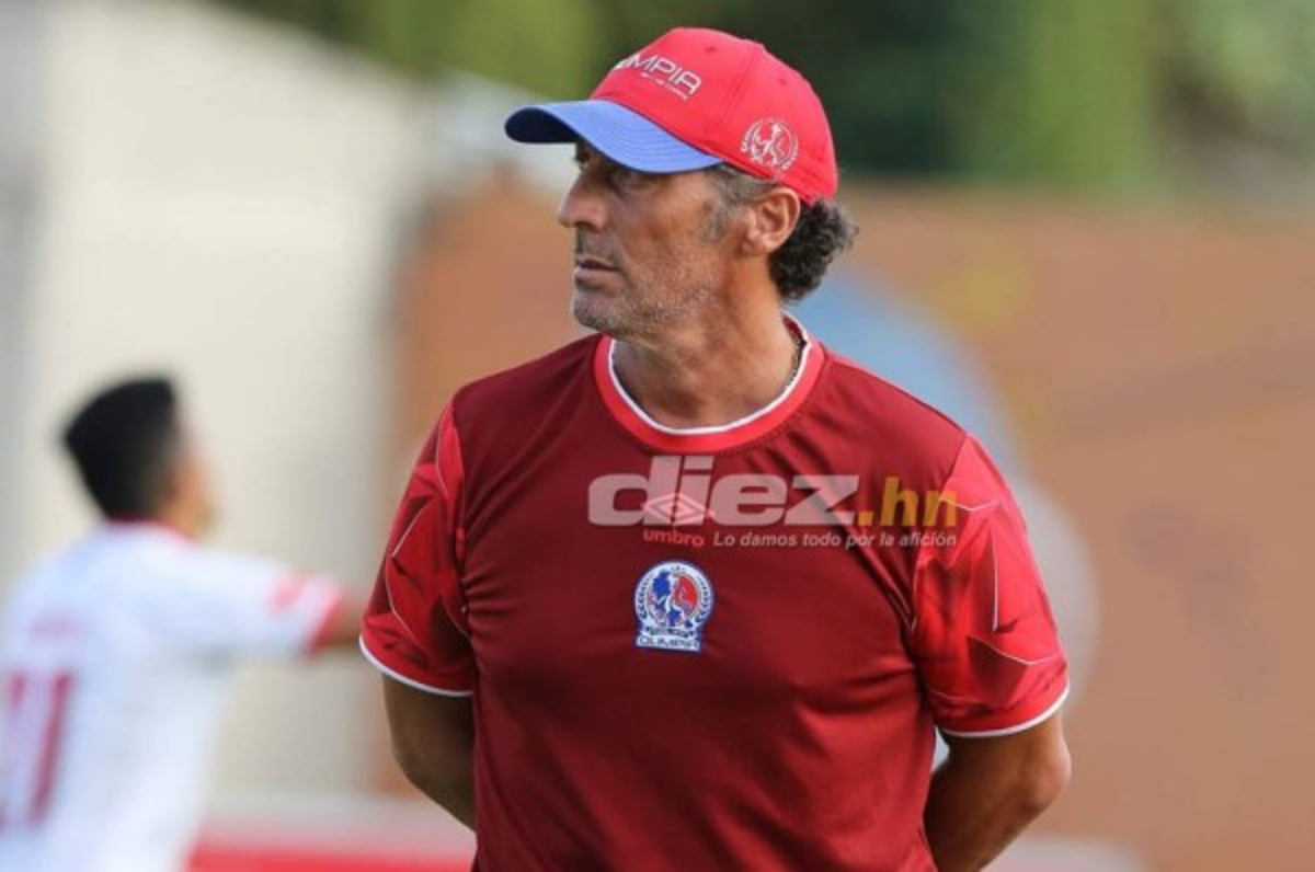 Pedro Troglio tras el empate ante UPNFM reveló: 'Los seleccionados vienen de un clima de bronca'