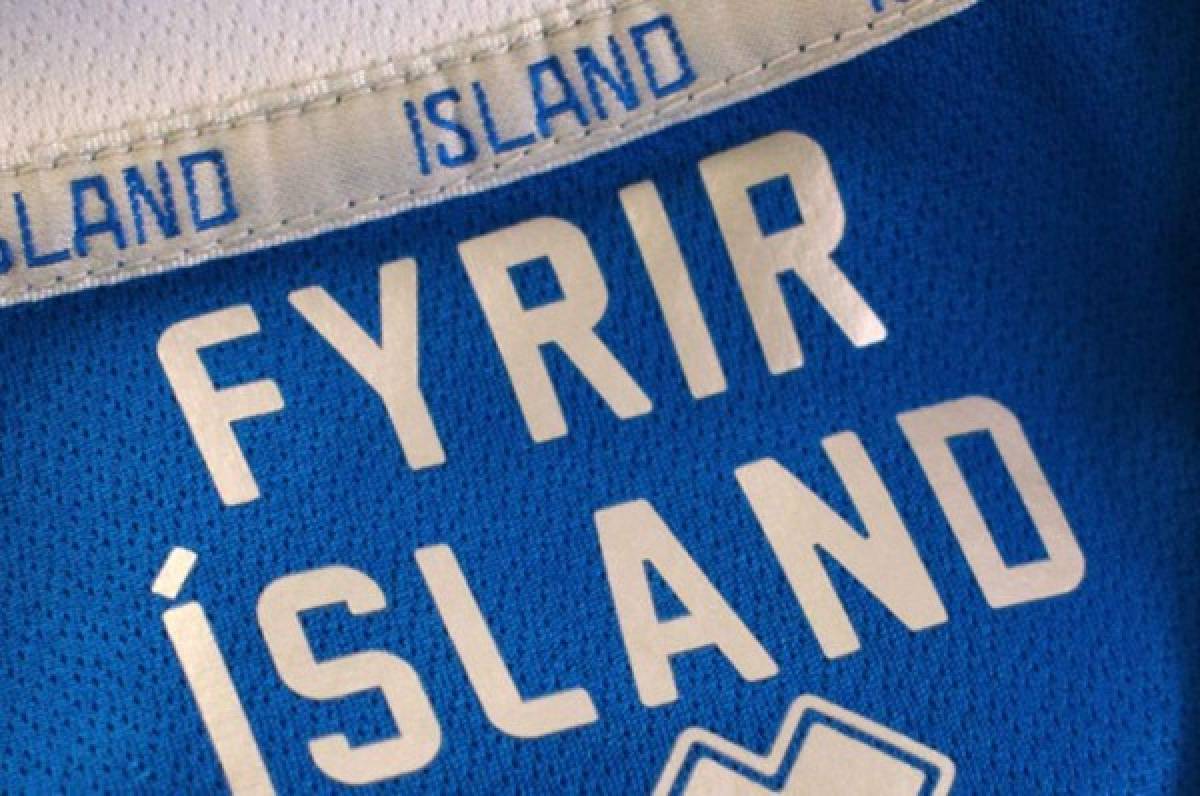 ¡Brutal! Islandia presente la camisa que usará en el Mundial de Rusia de forma alucinante