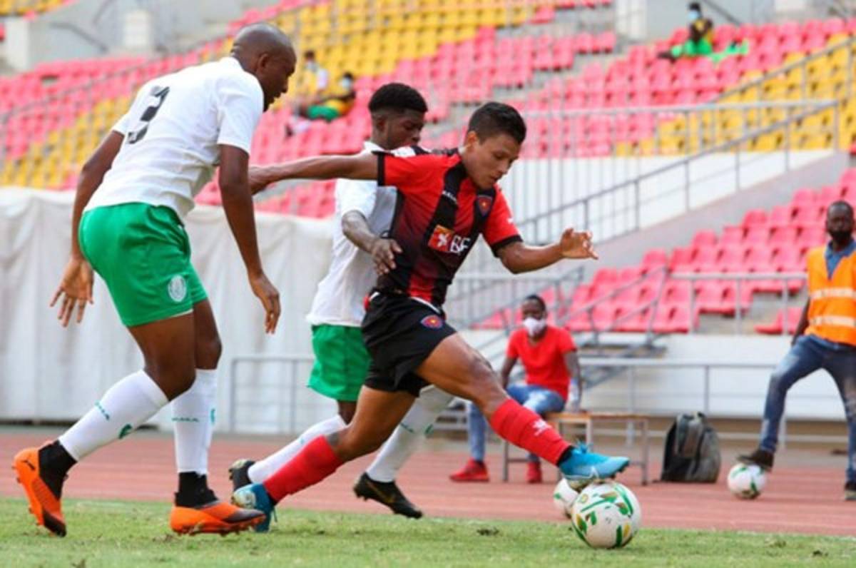 Bryan Moya desde Angola: 'Todos los días me levanto temprano a trabajar porque pienso en la Selección”