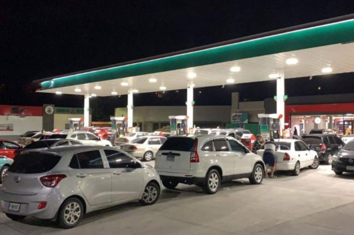 Más de cinco lempiras baja la gasolina en Honduras a partir del próximo lunes  