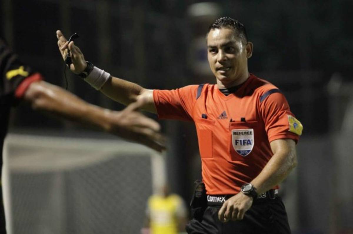 Anuncian los árbitros para la final de ida entre Real España y Motagua