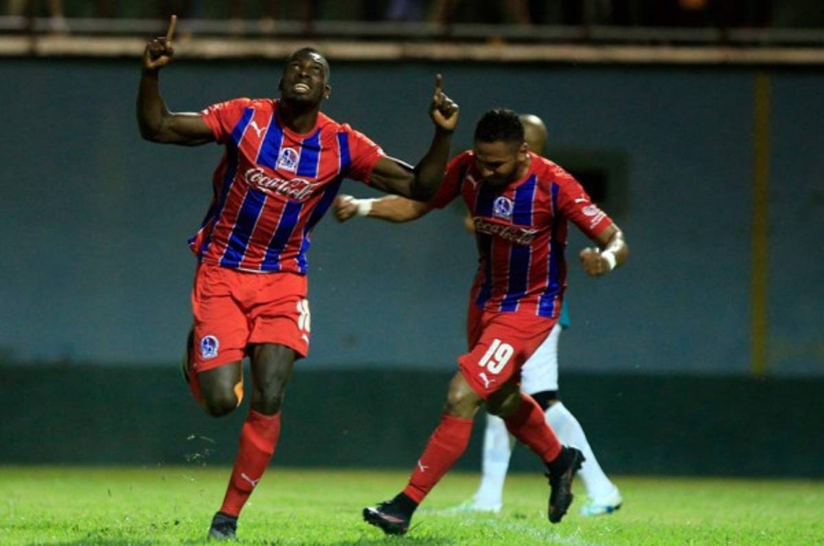 Olimpia derrota al Juticalpa y sigue más líder que nunca en Honduras