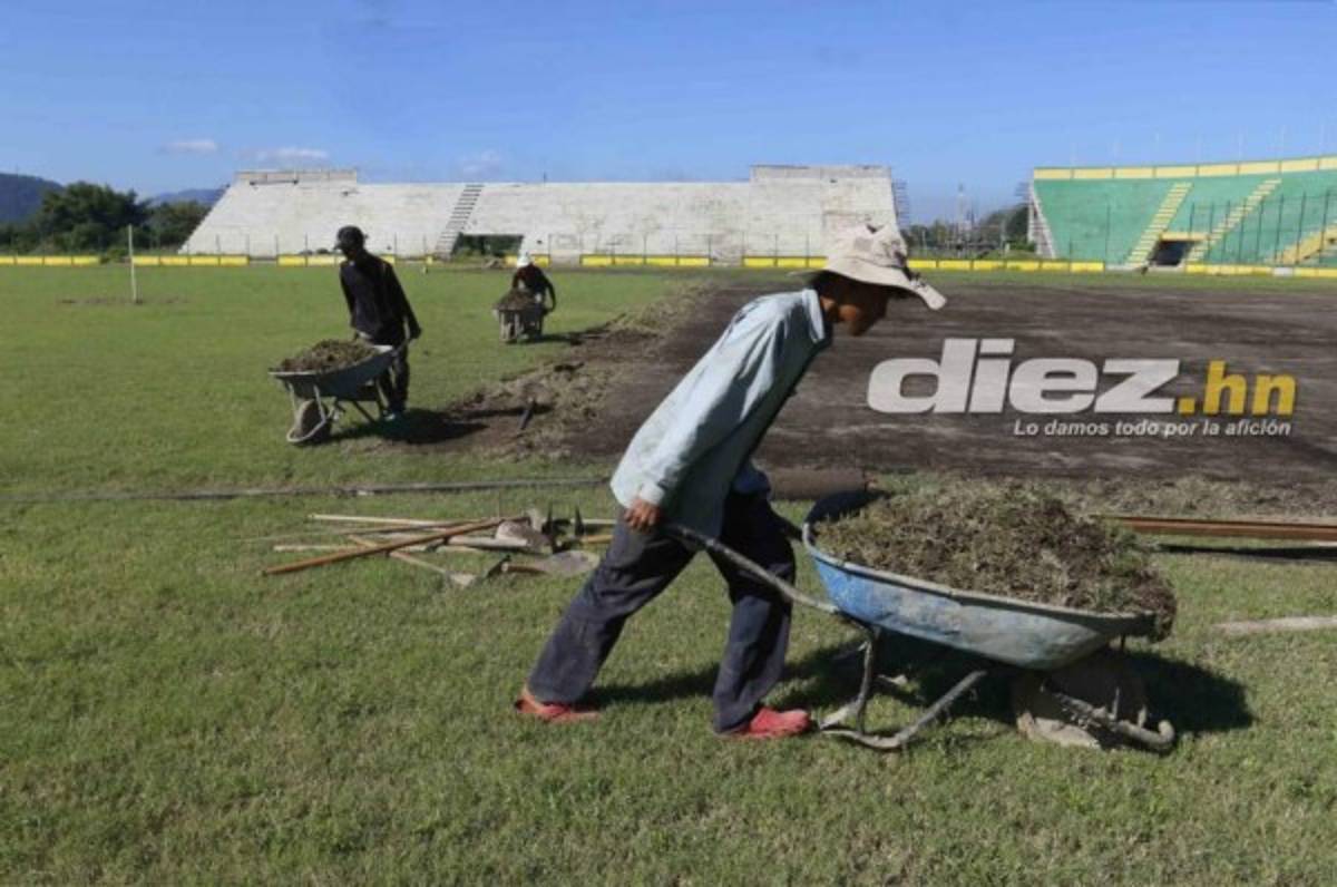 ¡Daño total en el engramillado! Así luce el estadio de Parrillas One tras ser azotado por dos huracanes