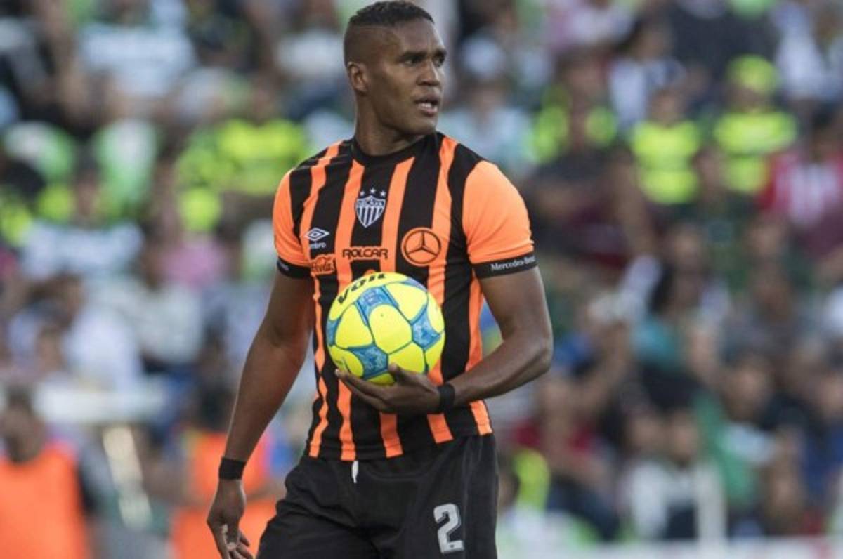 ¡VUELVEN! Así sería la primera convocatoria de Honduras con Carlos Tábora