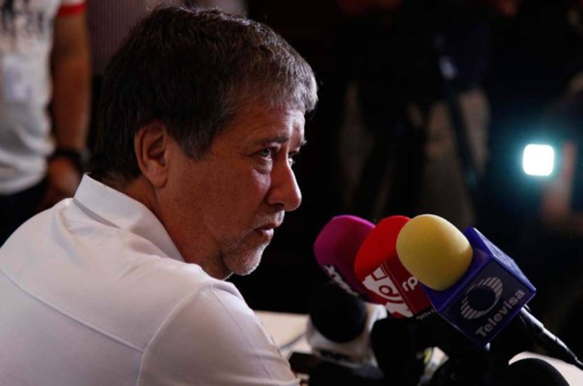 'Bolillo' Gómez advierte: 'Esto no es revancha ni nada'