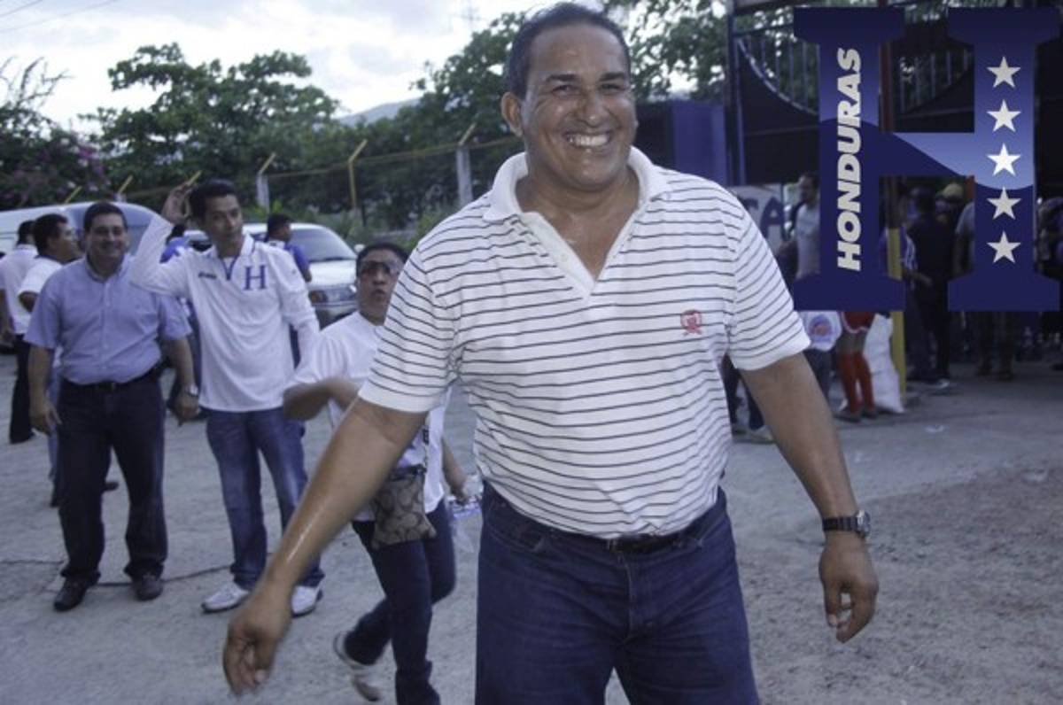 Porfirio Betancourt, ex mundialista en 1982, buscará la presidencia de Fenafuth