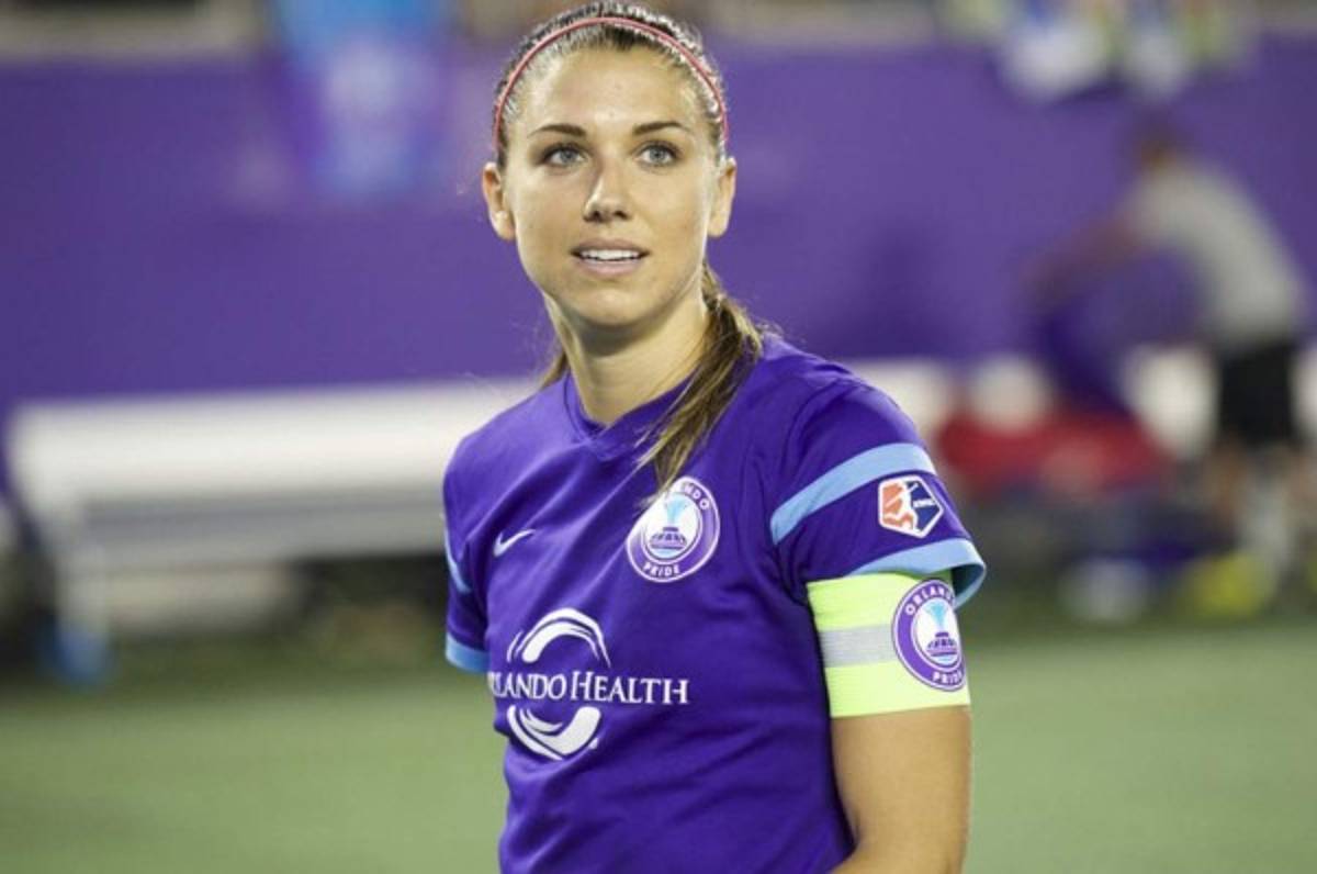 ¡Expulsan a Alex Morgan de Disney World por estado de ebriedad!