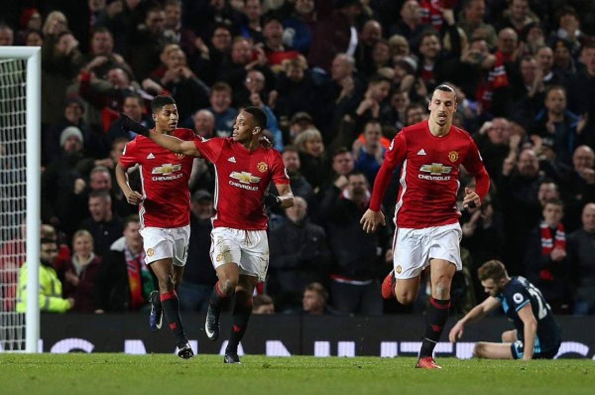 Manchester United sufre ante Middlesbrough, pero tendrá un buen año nuevo